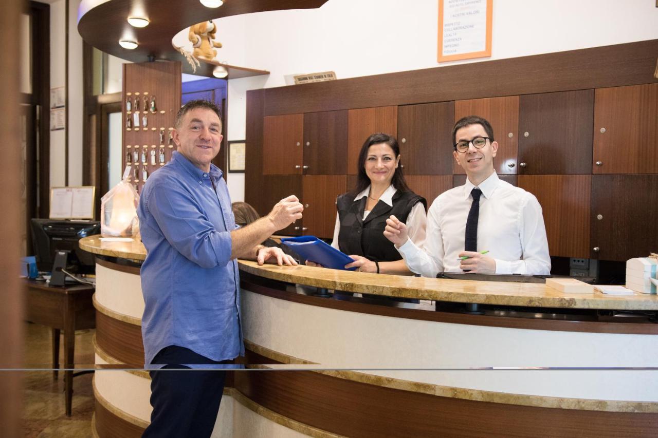 Hotel Dei Platani Rimini Luaran gambar