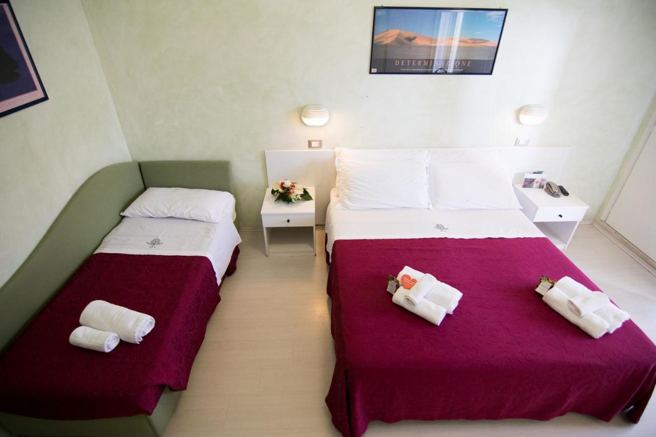 Hotel Dei Platani Rimini Luaran gambar